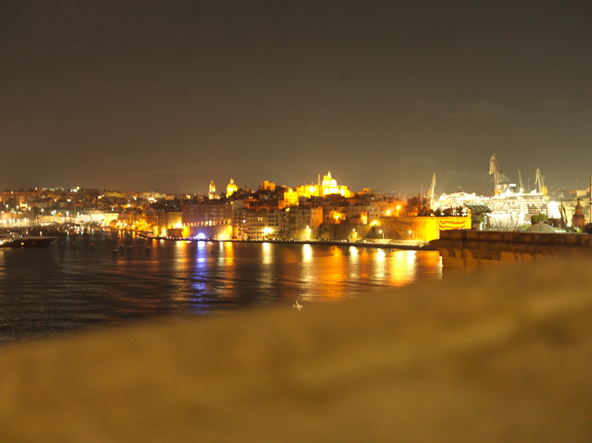 04 grand harbour on arraival