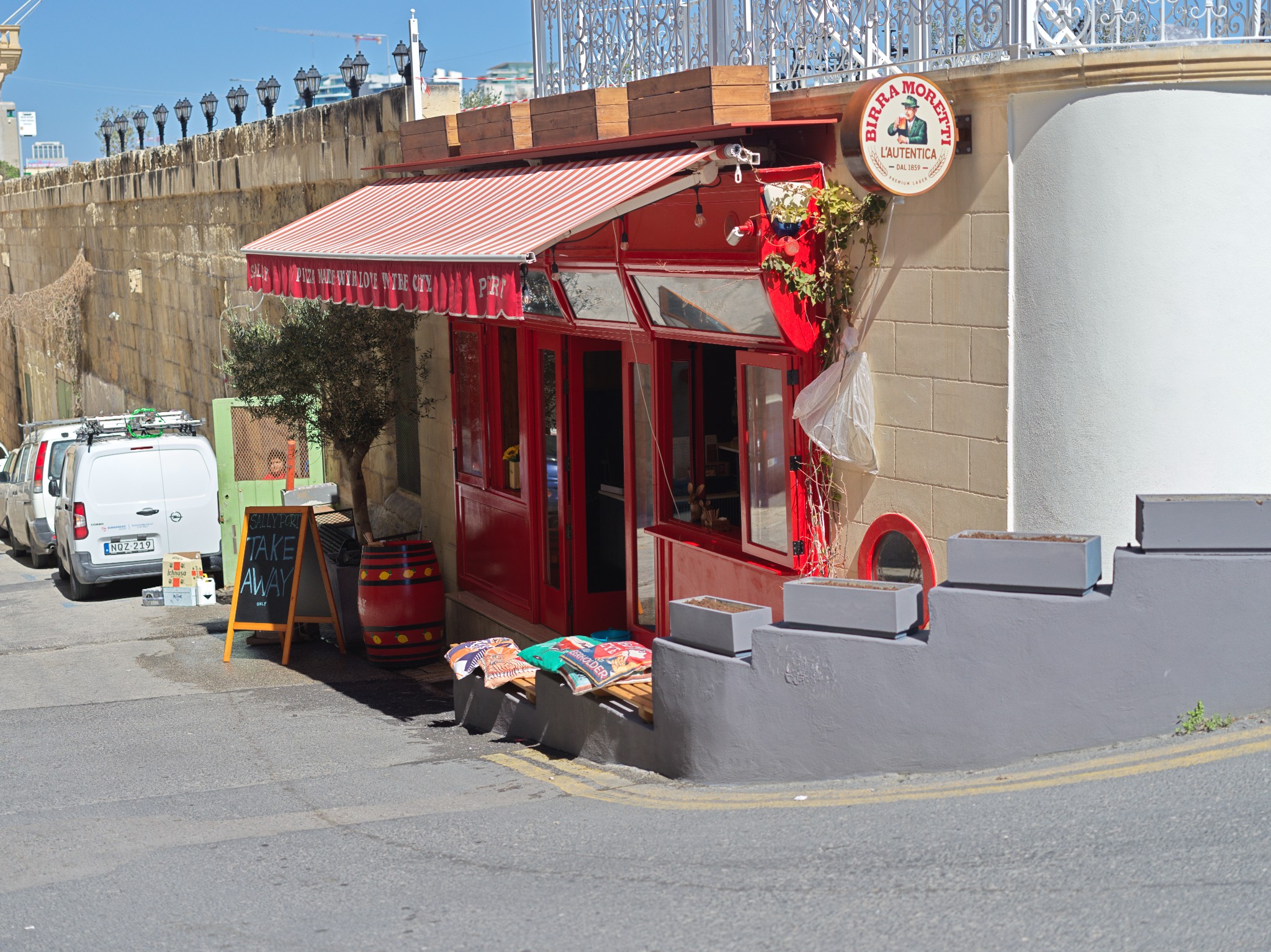 87 in the streets of valetta