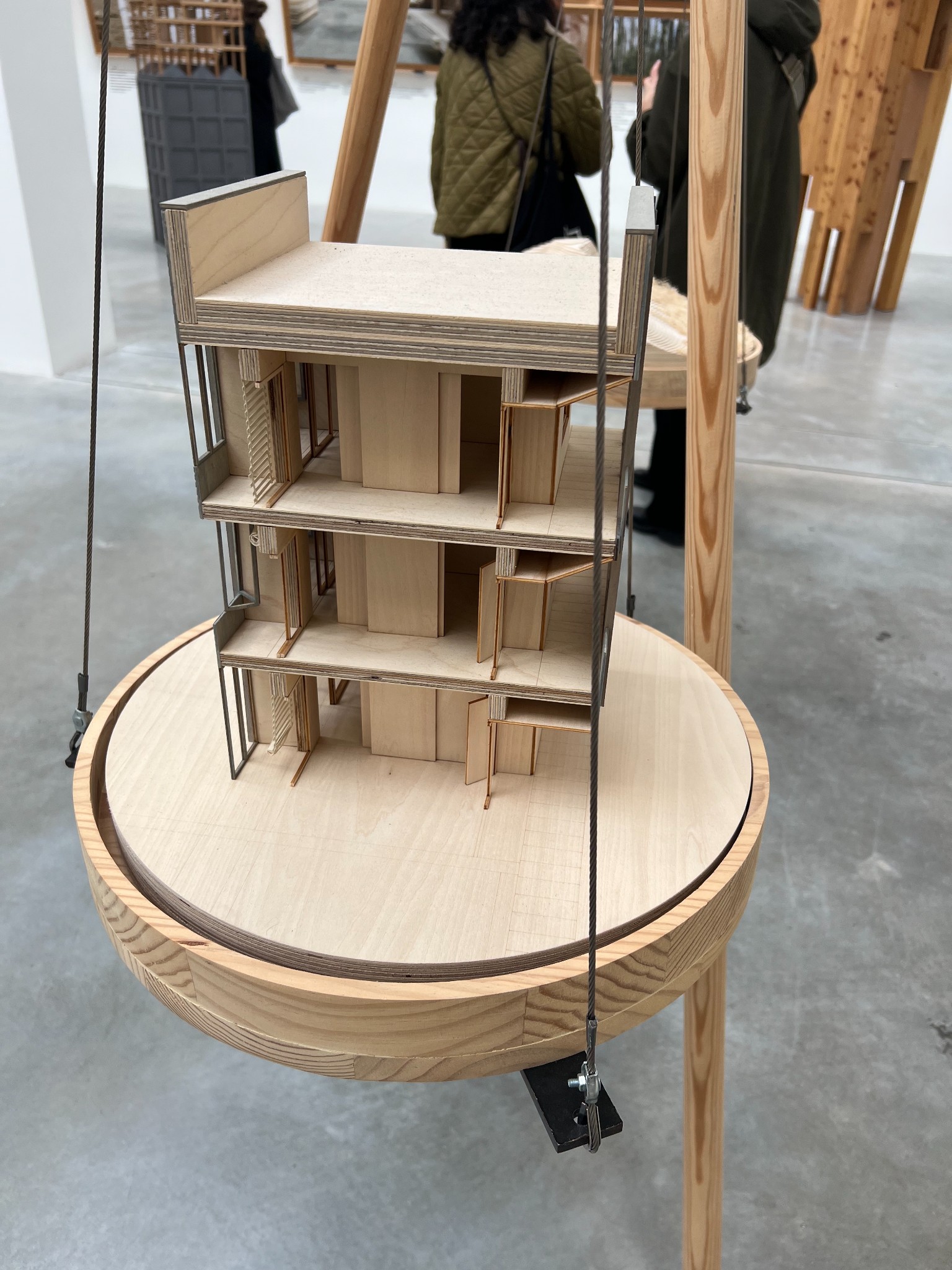 Espana massive wood 3d section